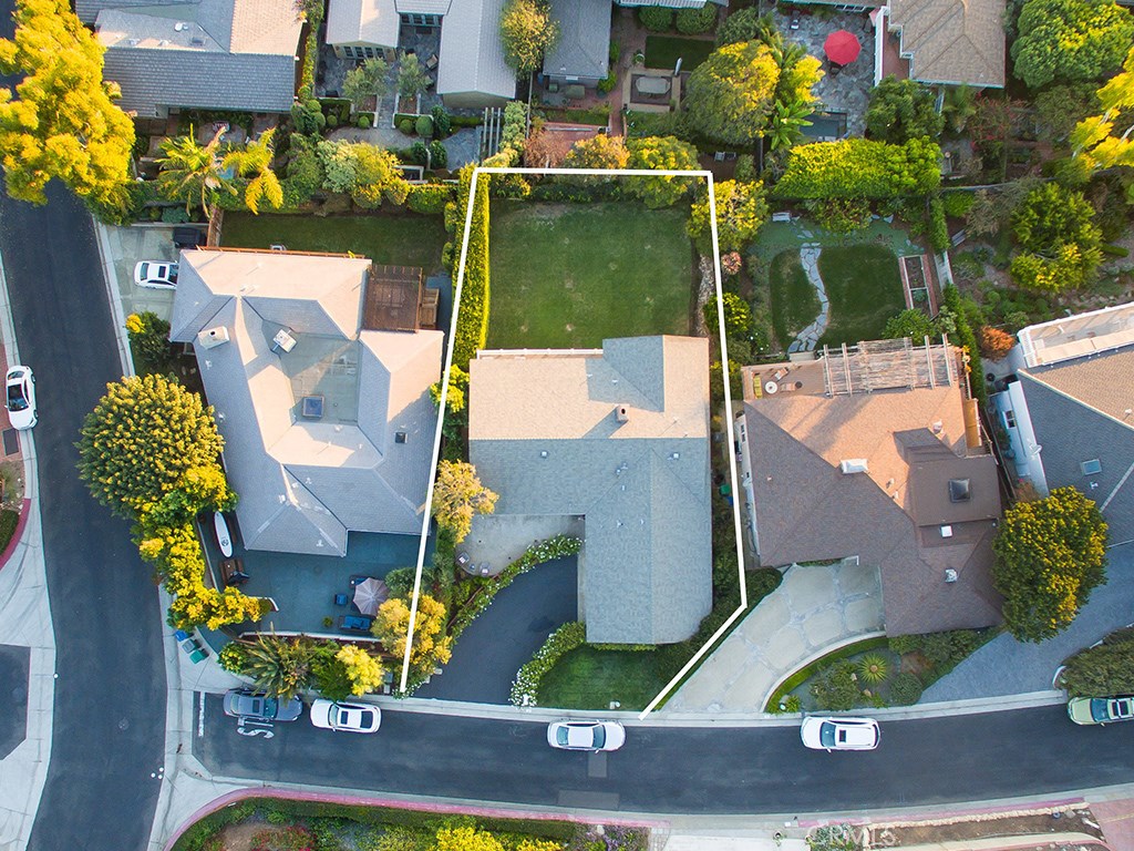 4 N Vista De Catalina, Laguna Beach CA 92651 - photo 1