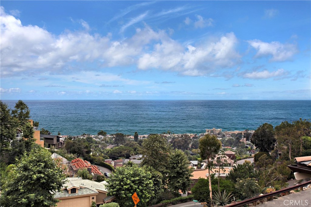 4 Pacific Vista, Laguna Beach CA 92651 - photo 1