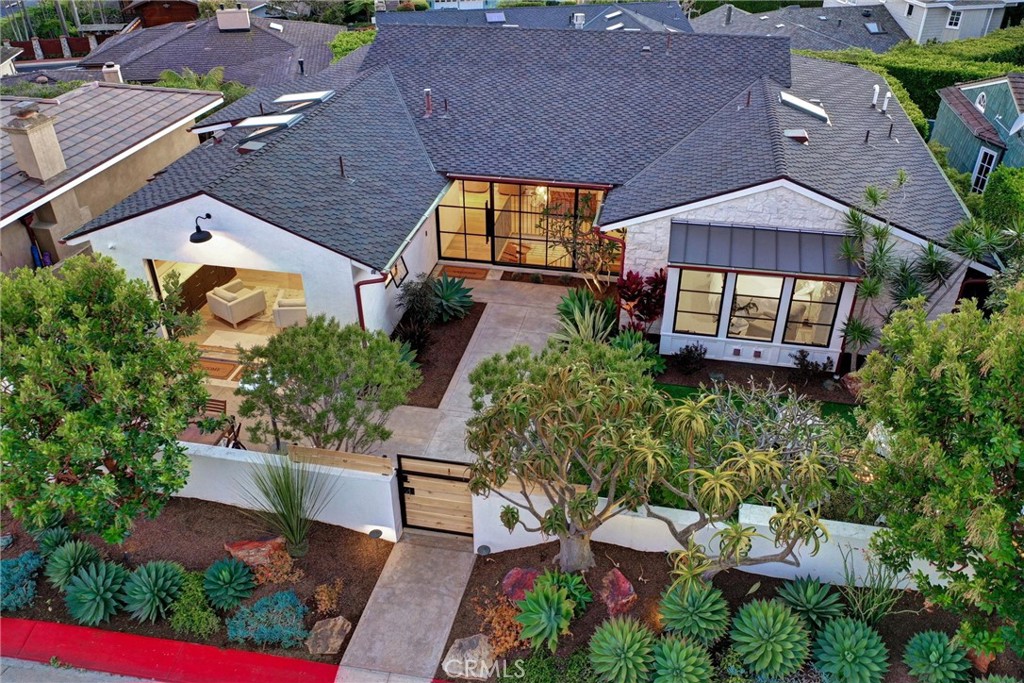 4 S Vista De La Luna, Laguna Beach CA 92651 - photo 3
