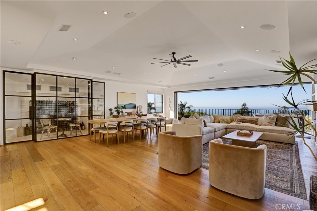 4 S Vista De La Luna, Laguna Beach CA 92651 - photo 11