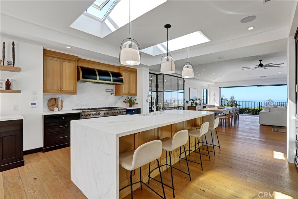 4 S Vista De La Luna, Laguna Beach CA 92651 - photo 20