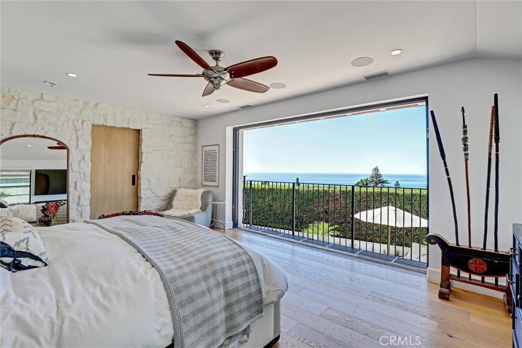 4 S Vista De La Luna, Laguna Beach CA 92651 - photo 23