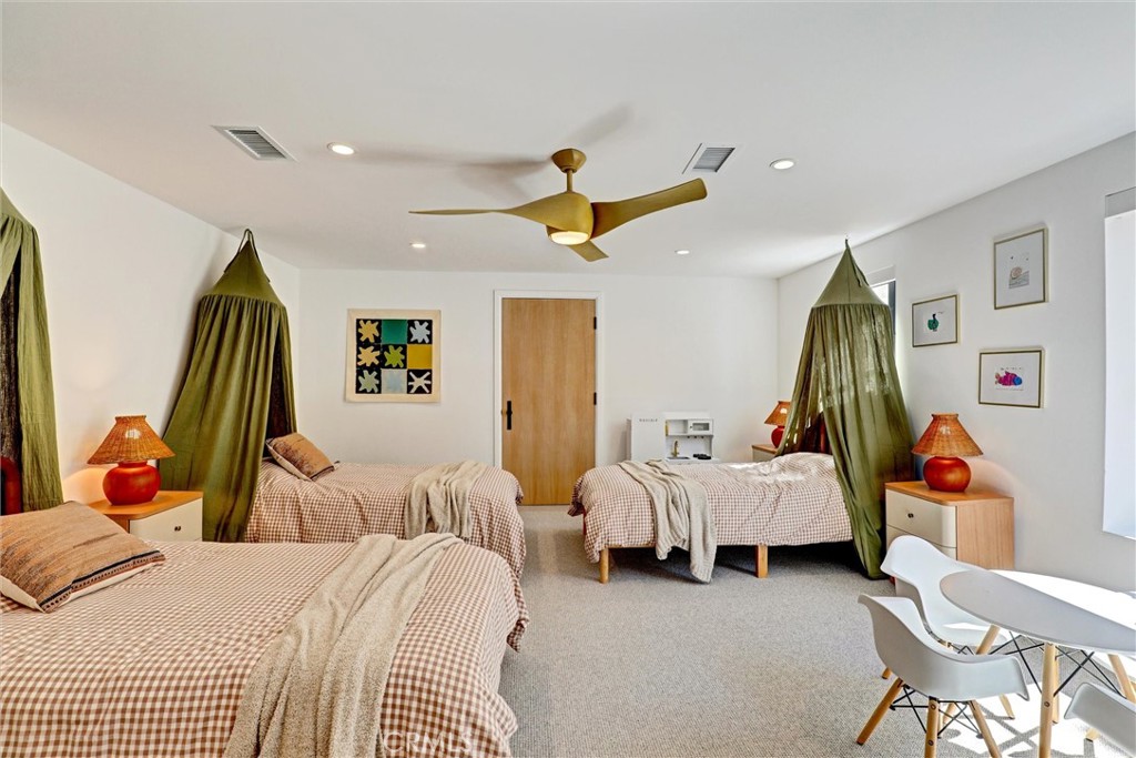 4 S Vista De La Luna, Laguna Beach CA 92651 - photo 35