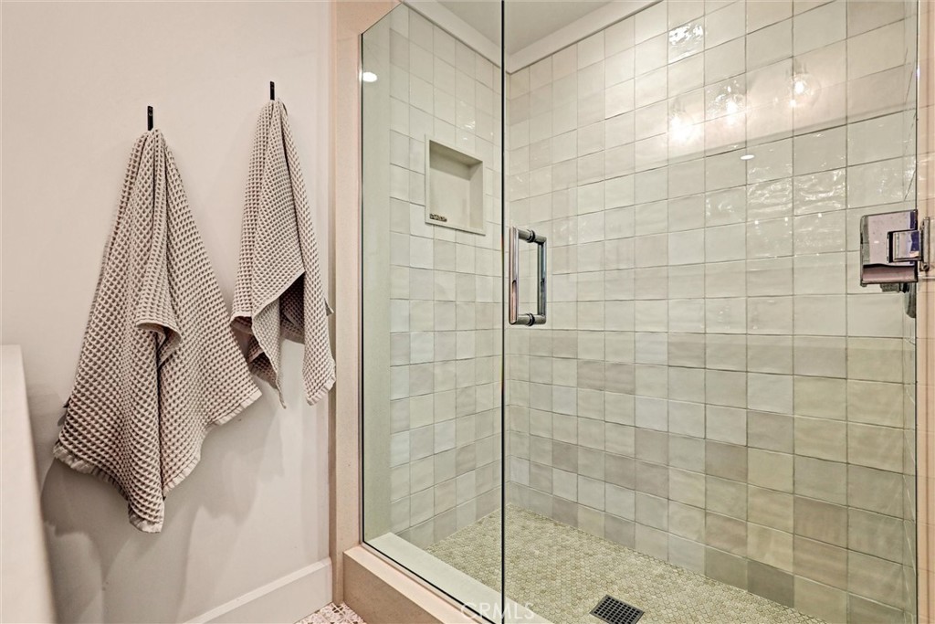 4 S Vista De La Luna, Laguna Beach CA 92651 - photo 38