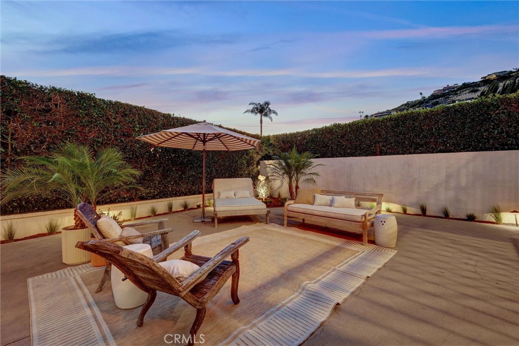 4 S Vista De La Luna, Laguna Beach CA 92651 - photo 58