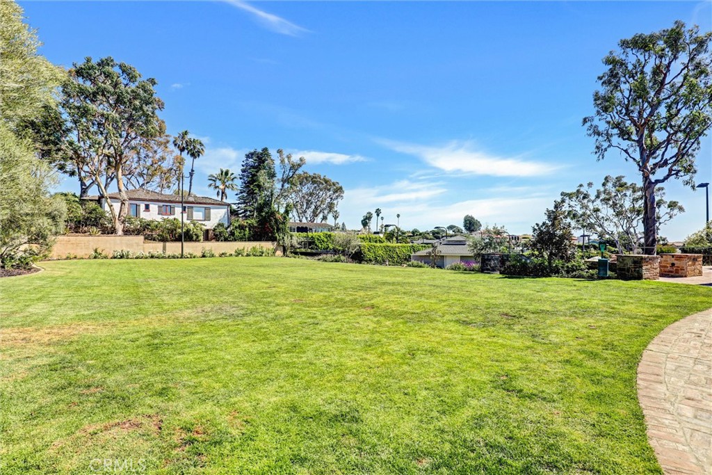 4 S Vista De La Luna, Laguna Beach CA 92651 - photo 62