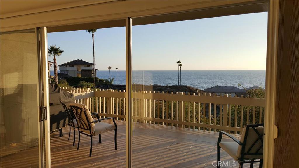 LARGE PATIO AREA GREAT FOR EVENING BBQ'S - 40 Blue Lagoon, Laguna Beach CA 92651 - photo 8