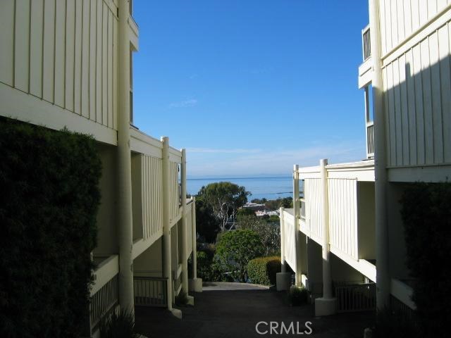 400 A Loma Terrace A, Laguna Beach CA 92651 - photo 1