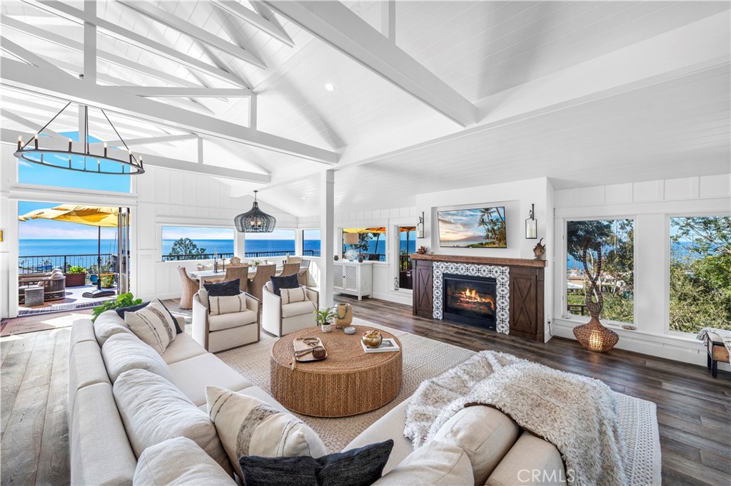 400 Ashton Drive, Laguna Beach CA 92651 - photo 1