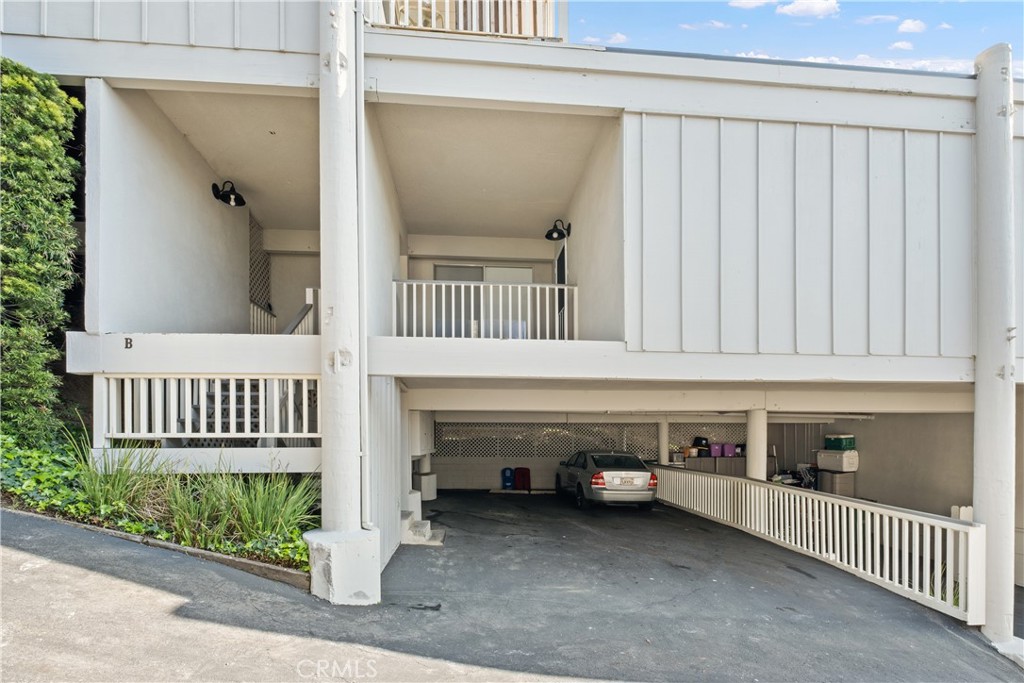 2 car tandem garage. Uncovered. - 404 Loma C, Laguna Beach CA 92651 - photo 9