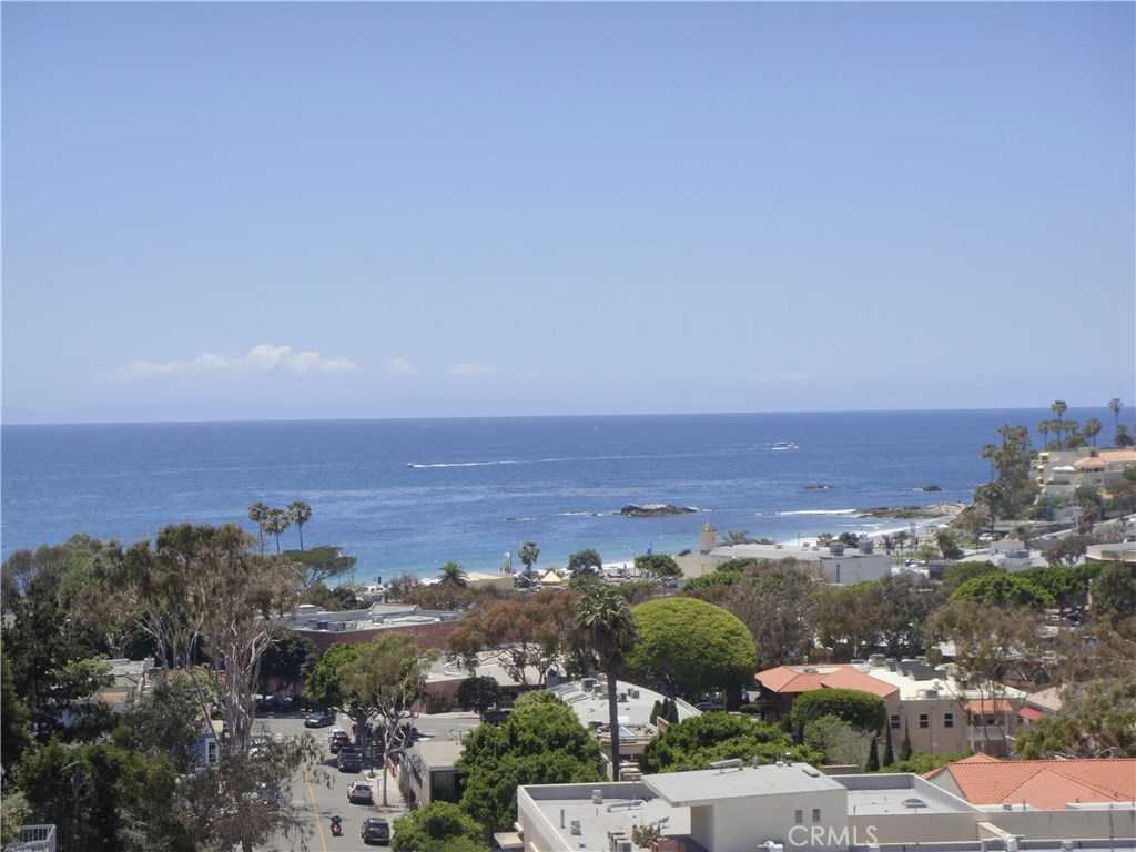 404 Loma Terrace D, Laguna Beach CA 92651 - photo 1