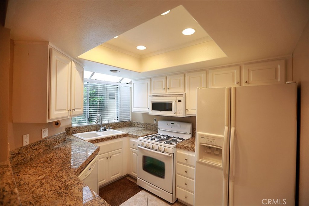 407 San Nicholas Court, Laguna Beach CA 92651 - photo 1
