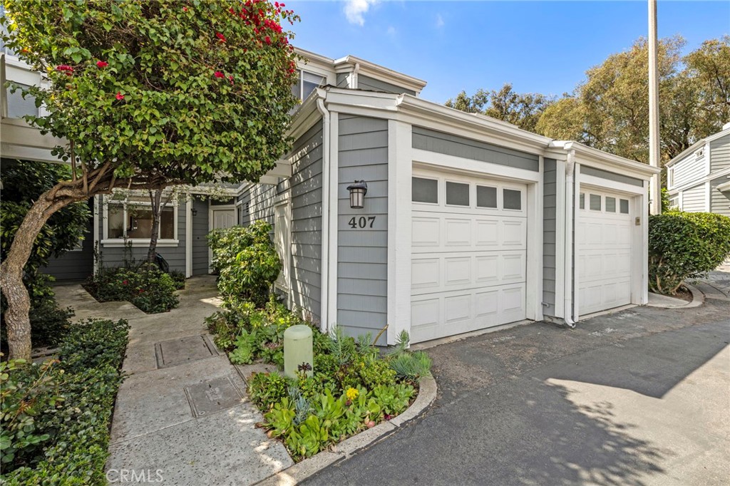 407 San Nicholas Court, Laguna Beach CA 92651 - photo 1