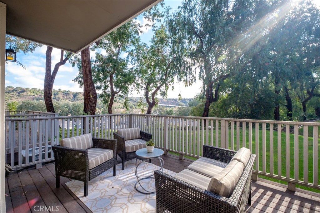 410 San Nicholas Court, Laguna Beach CA 92651 - photo 1