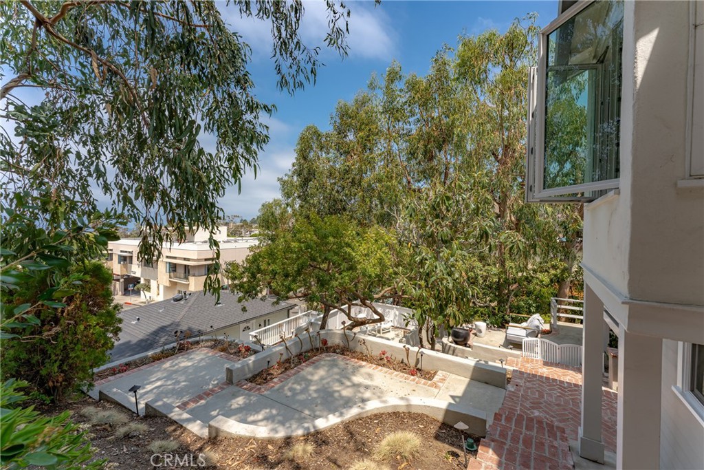 412 3rd St, Laguna Beach CA 92651 - photo 5