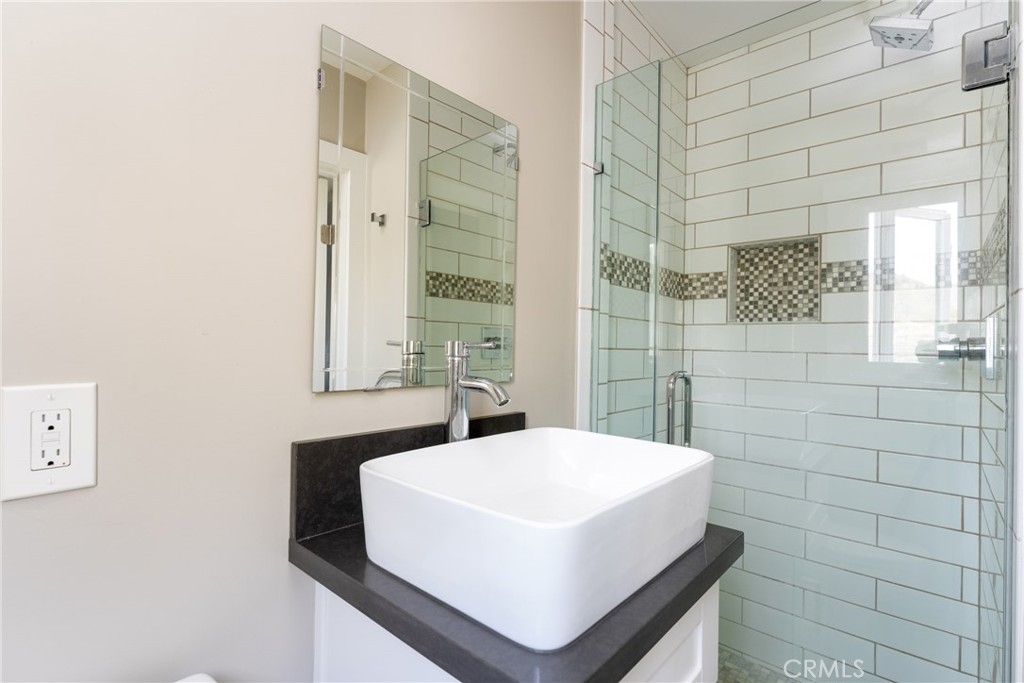 412 3rd St, Laguna Beach CA 92651 - photo 14