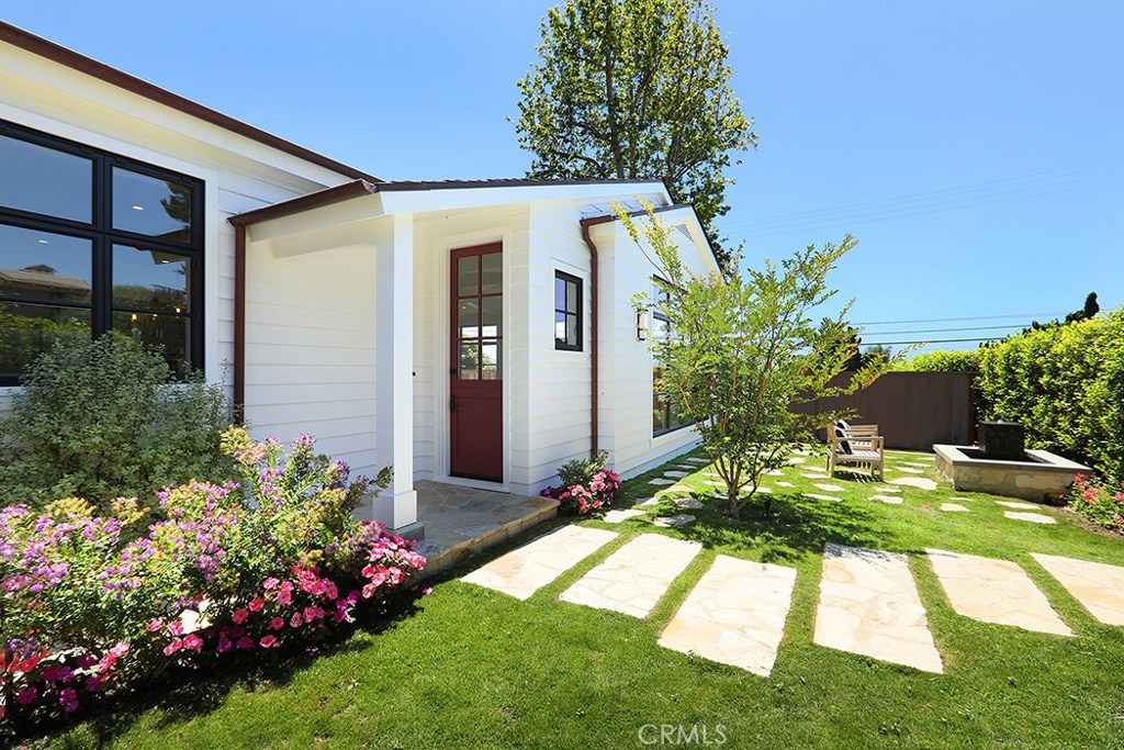413 Myrtle Street, Laguna Beach CA 92651 - photo 1