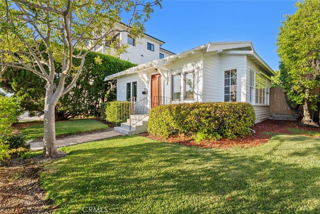 Gorgeous 1924 piece of Laguna Beach history - 414 Cypress, Laguna Beach CA 92651 - photo 1