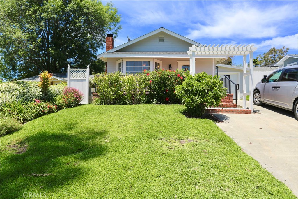 416 Aster Street, Laguna Beach CA 92651 - photo 1