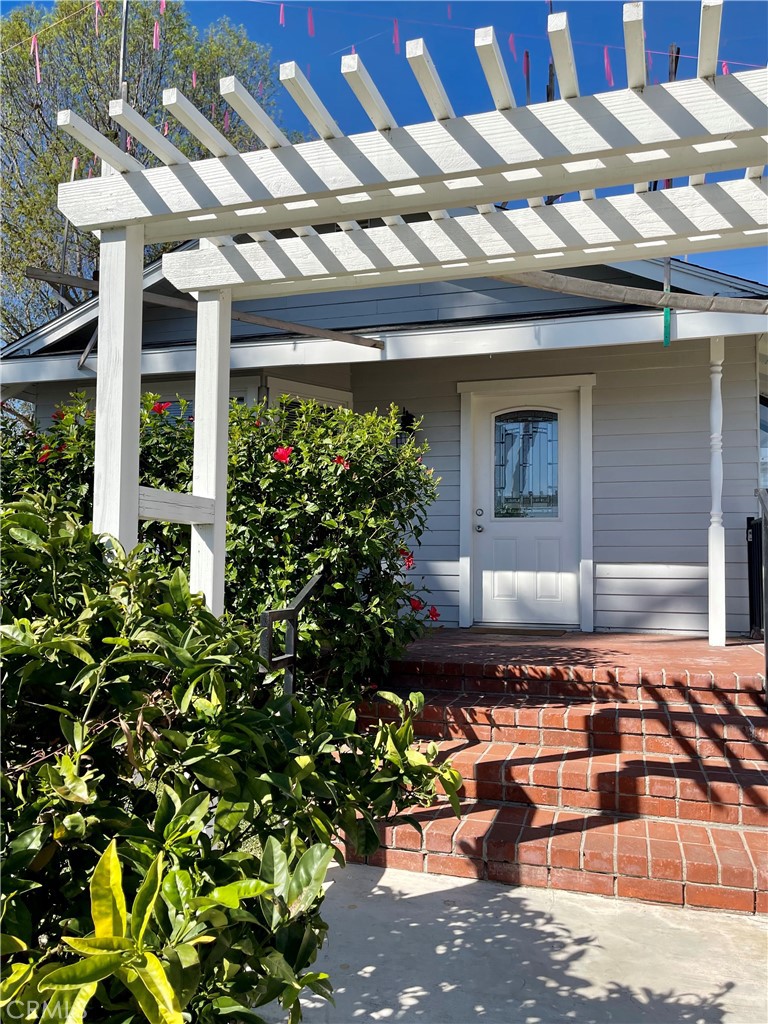 416 Aster Street, Laguna Beach CA 92651 - photo 1