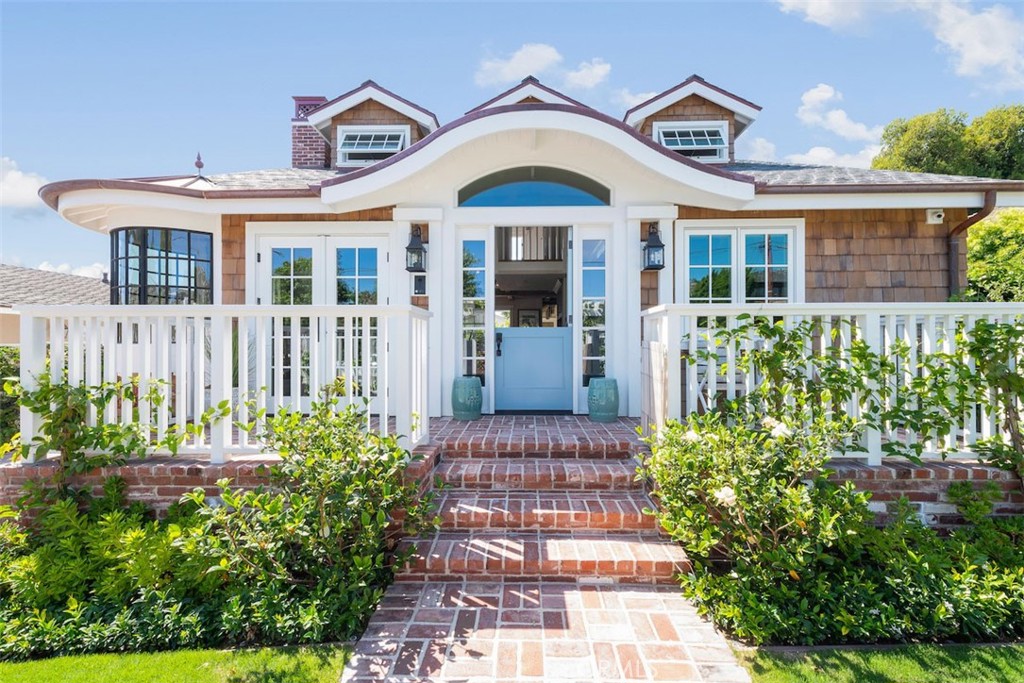 416 Mountain Road, Laguna Beach CA 92651 - photo 1
