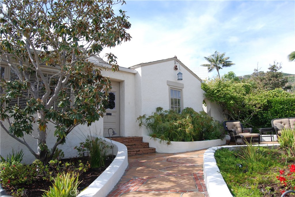 42 Vista Del Sol, Laguna Beach CA 92651 - photo 1