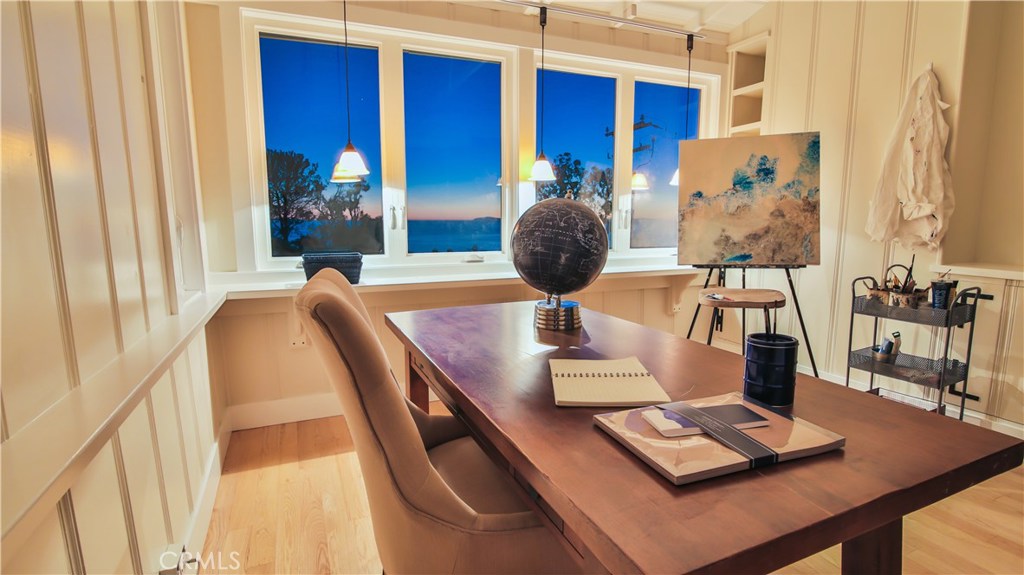 Sunset Ocean views from the upper room - 421 Osgood Court, Laguna Beach CA 92651 - photo 1
