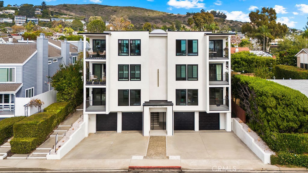 422 Cypress, Laguna Beach CA 92651 - photo 1