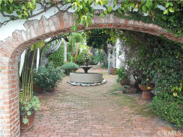 422 N Coast Hwy B, Laguna Beach CA 92651 - photo 1