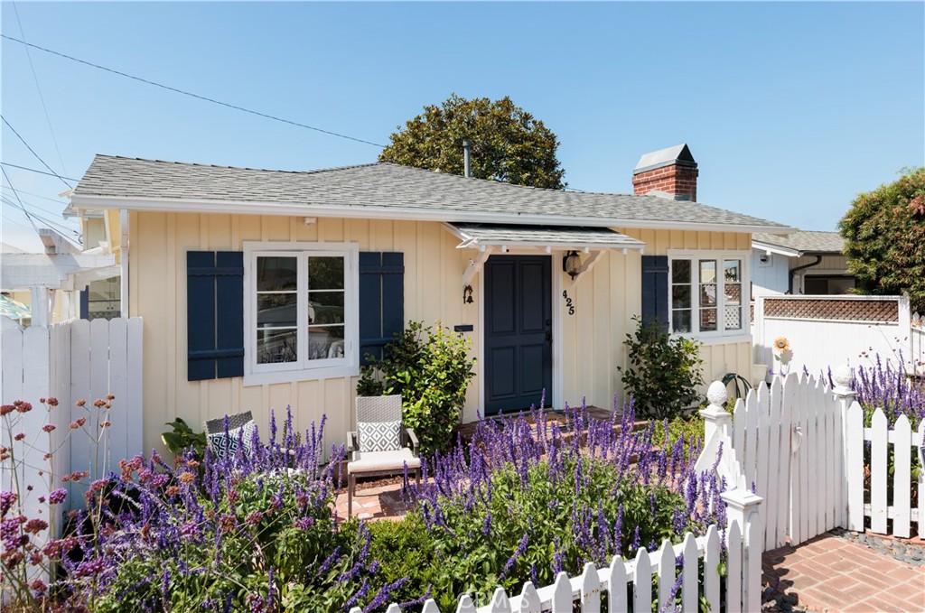 425 Monterey Drive, Laguna Beach CA 92651 - photo 1