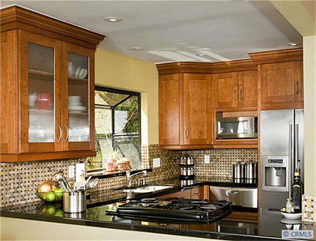 A cook's delight! - 426 CYPRESS Drive, Laguna Beach CA 92651 - photo 1