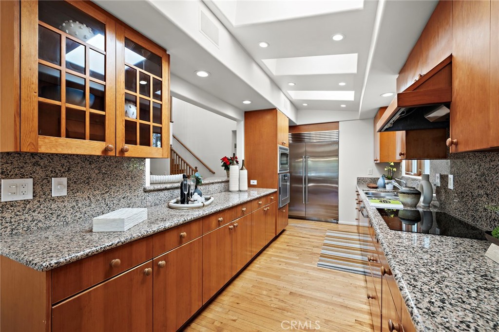 429 Aster, Laguna Beach CA 92651 - photo 11