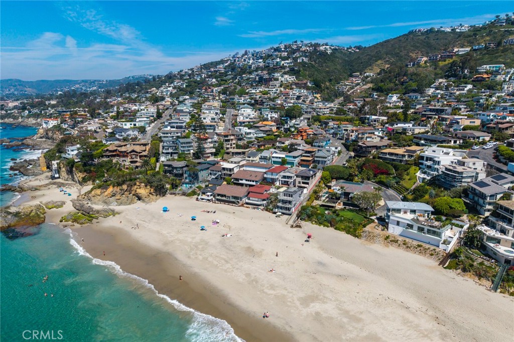 Victoria Beach Access - 431 Nyes Place, Laguna Beach CA 92651 - photo 4