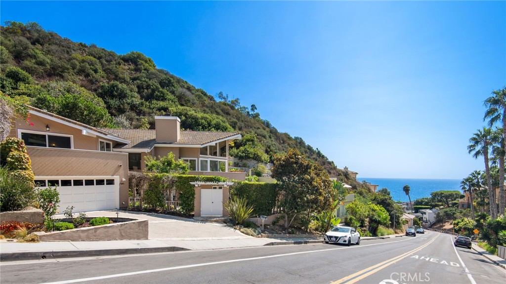 431 Nyes Place, Laguna Beach CA 92651 - photo 2