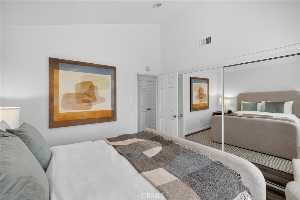 Guest Bedroom - 431 Nyes Place, Laguna Beach CA 92651 - photo 27