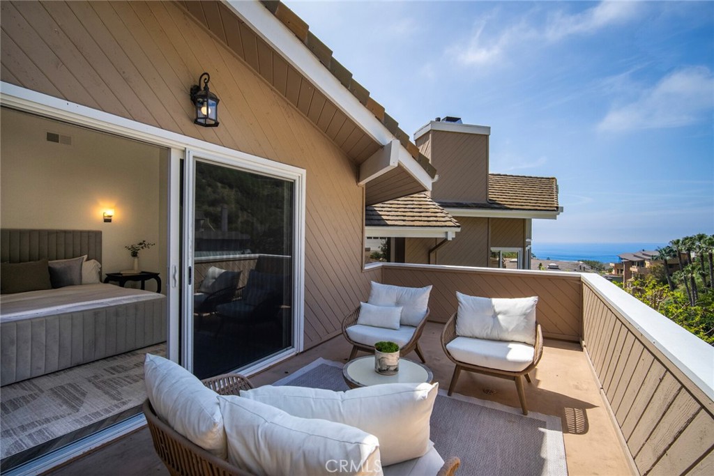 431 Nyes Place, Laguna Beach CA 92651 - photo 36