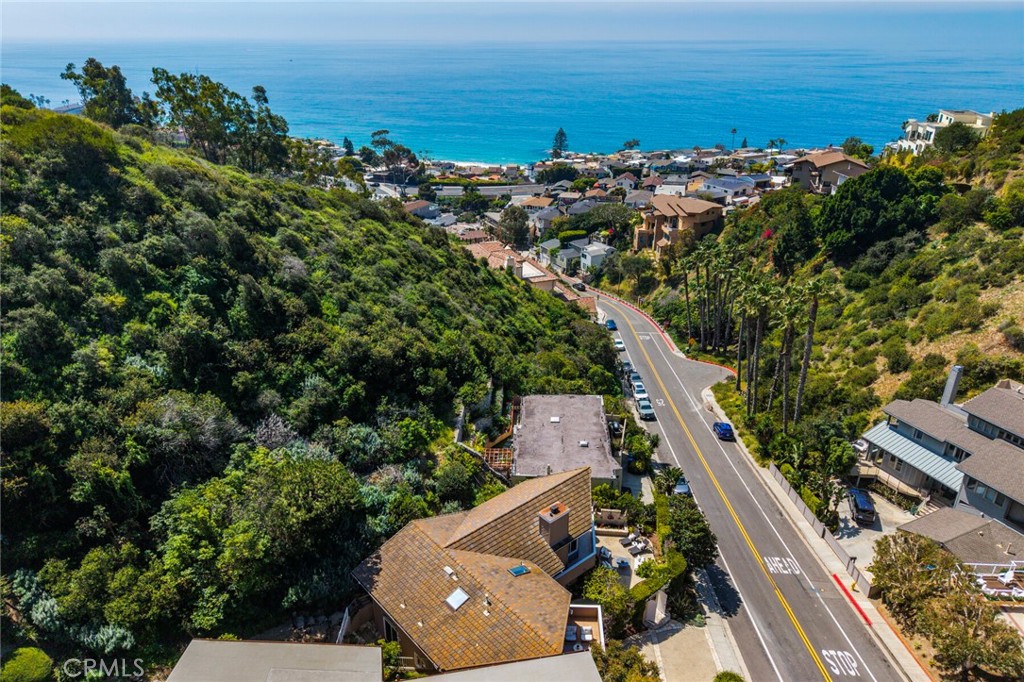 431 Nyes Place, Laguna Beach CA 92651 - photo 38