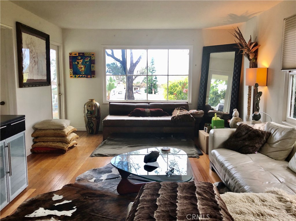 432 N Coast upper, Laguna Beach CA 92651 - photo 1