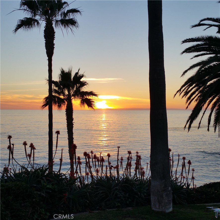 437 Cypress #E, Laguna Beach CA 92651 - photo 1