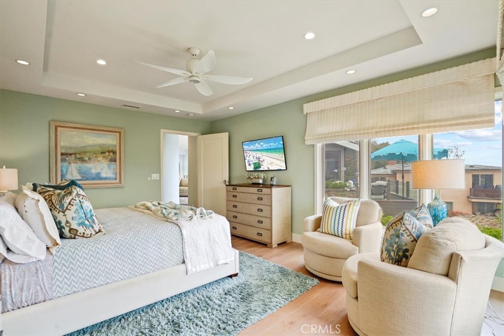 Primary Bedroom - 437 Emerald Bay, Laguna Beach CA 92651 - photo 17