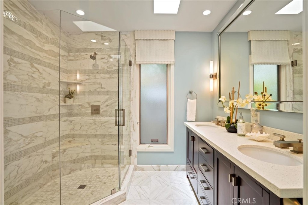 Guest Bathroom - 437 Emerald Bay, Laguna Beach CA 92651 - photo 23