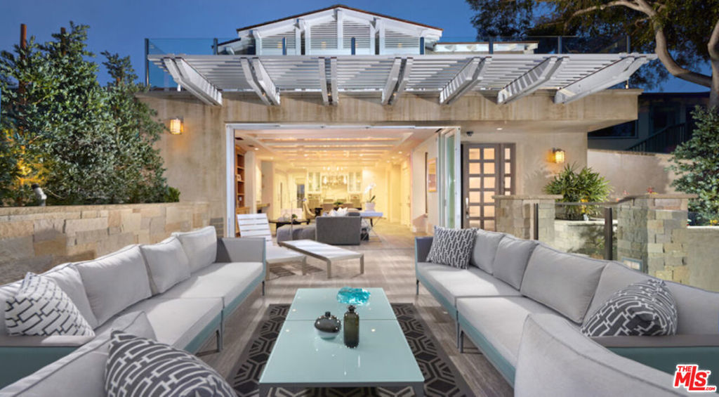 Family Room Deck - 438 Bent Street, Laguna Beach CA 92651 - photo 2