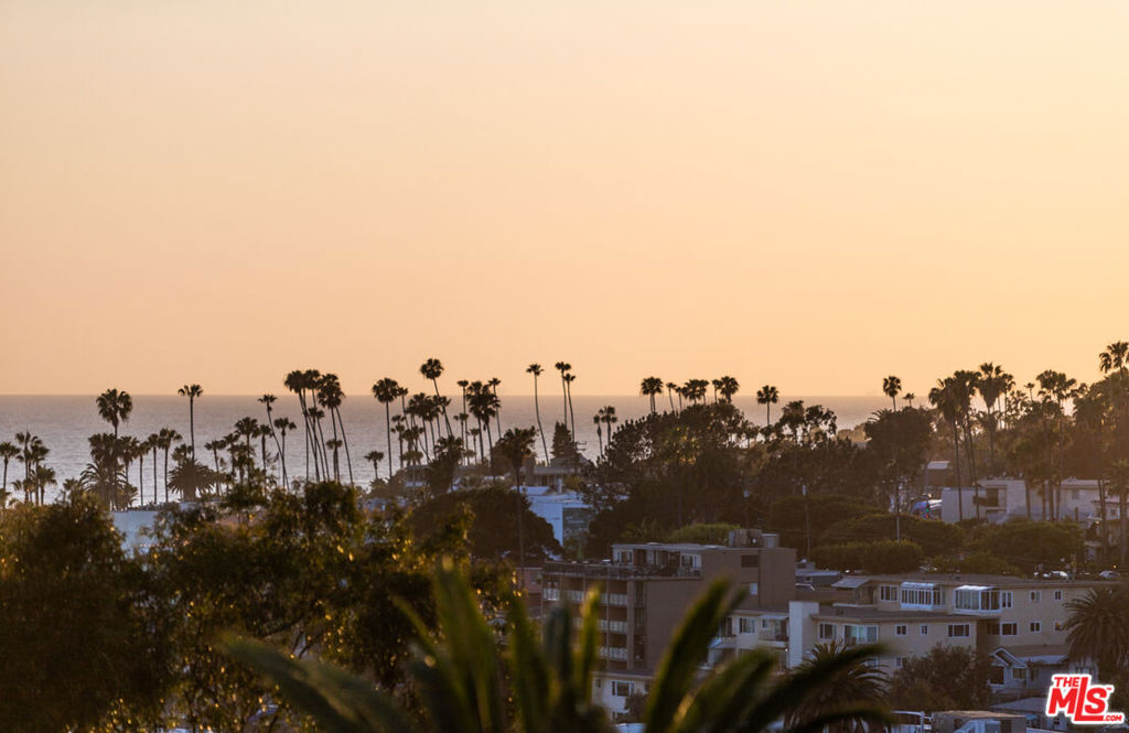 438 Bent Street, Laguna Beach CA 92651 - photo 3