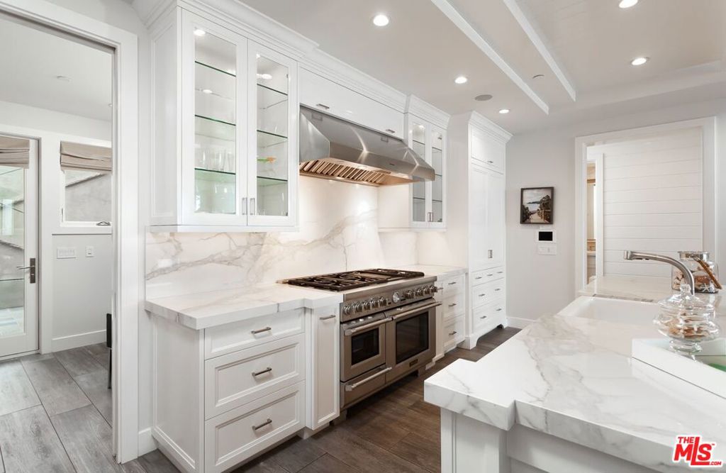 438 Bent Street, Laguna Beach CA 92651 - photo 26