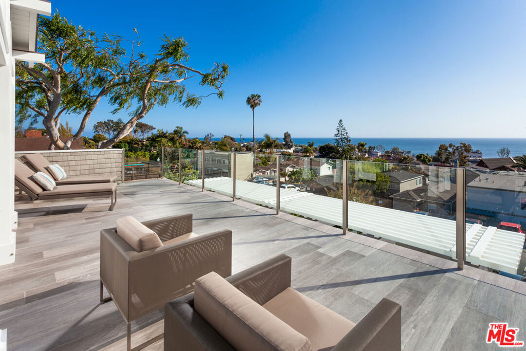 438 Bent Street, Laguna Beach CA 92651 - photo 35