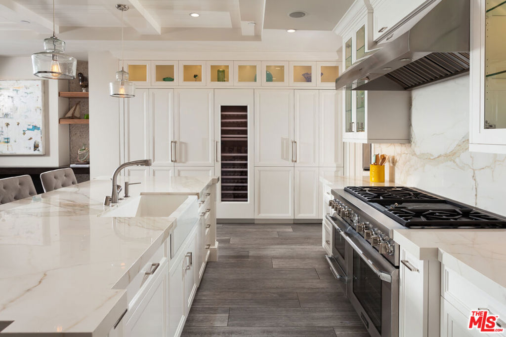 Kitchen - 438 Bent Street, Laguna Beach CA 92651 - photo 60