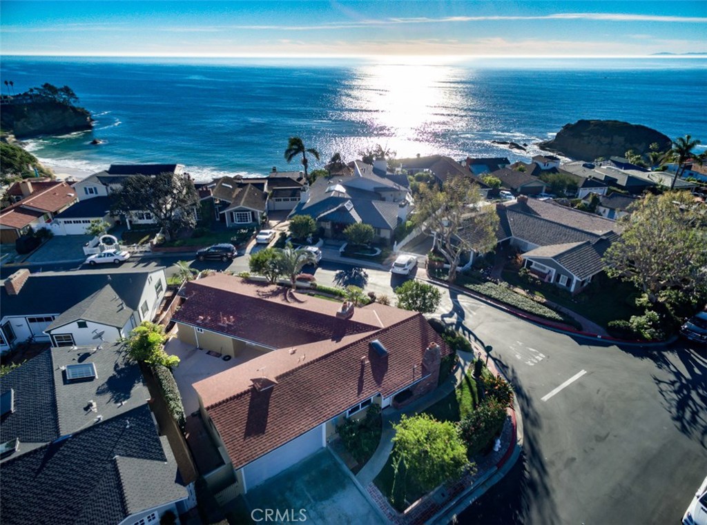 44 S La Senda Drive, Laguna Beach CA 92651 - photo 1