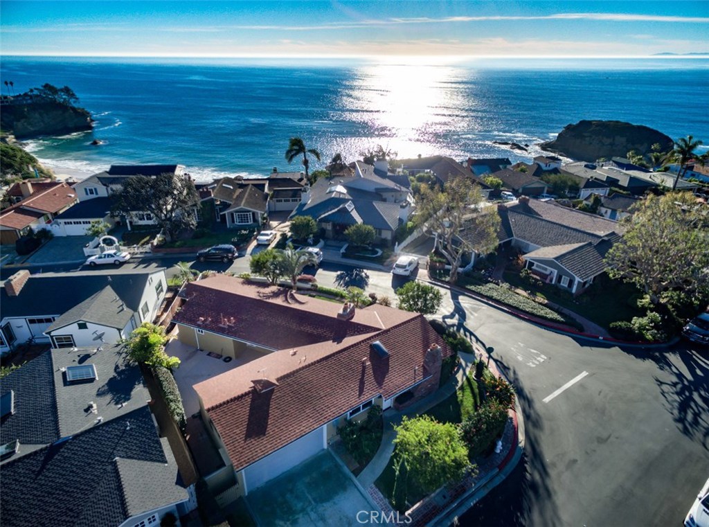 44 S La Senda Drive, Laguna Beach CA 92651 - photo 3