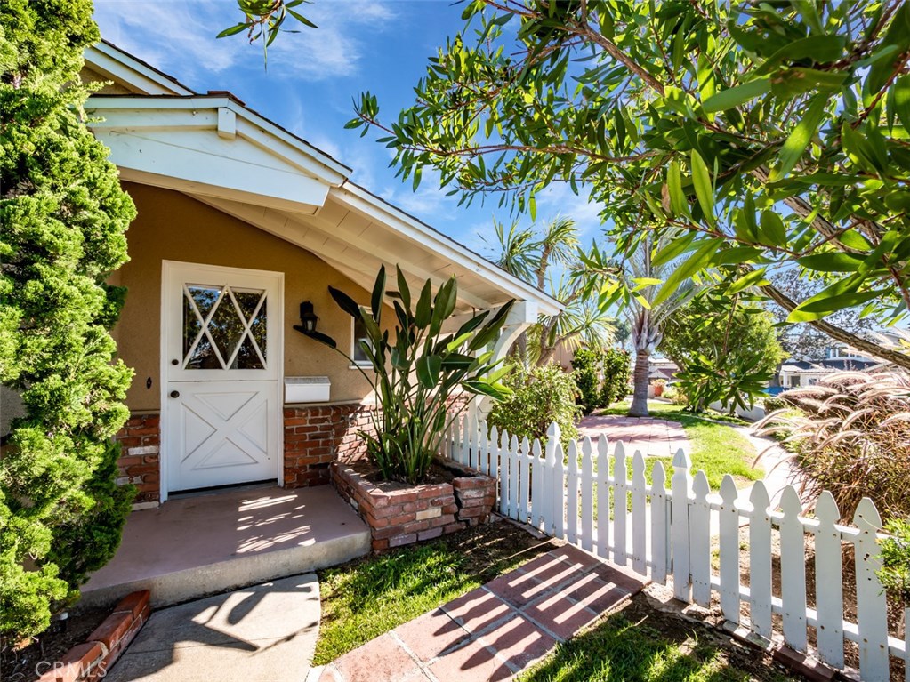 44 S La Senda Drive, Laguna Beach CA 92651 - photo 10