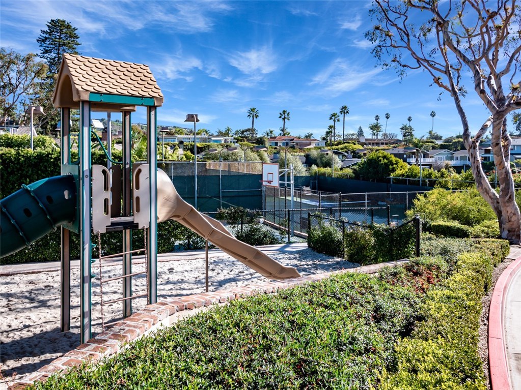 44 S La Senda Drive, Laguna Beach CA 92651 - photo 14